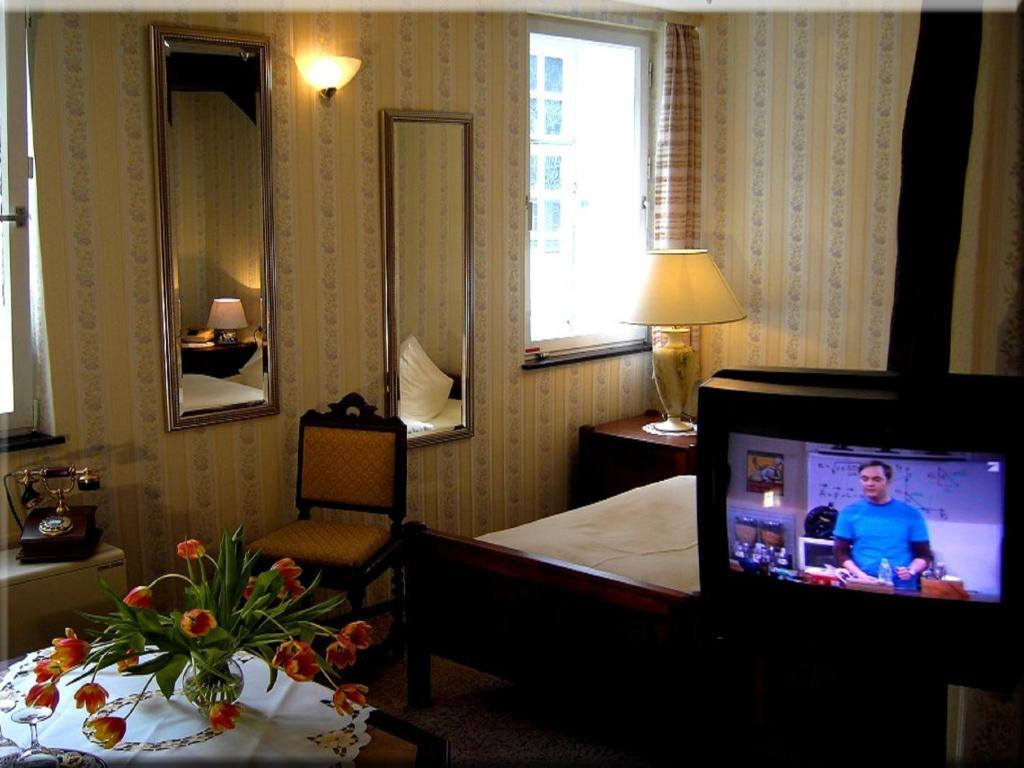 Hotel Graf Rolshausen Monschau Oda fotoğraf