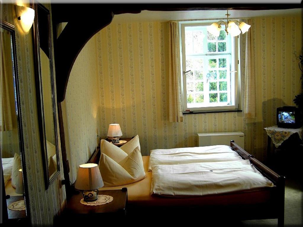 Hotel Graf Rolshausen Monschau Oda fotoğraf